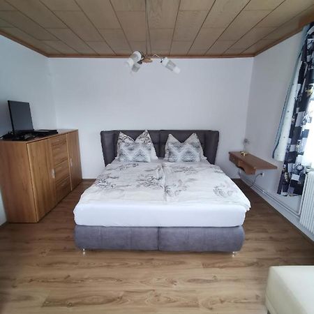Ferienwohnung Solebad กมึนด์ ภายนอก รูปภาพ